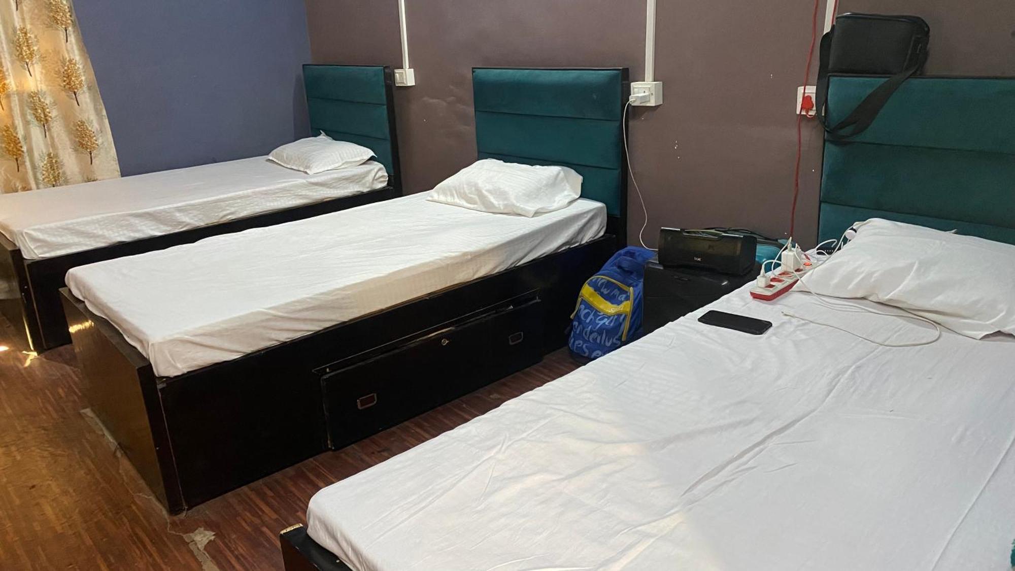 Rudra Home Stay Váránaszi Kültér fotó